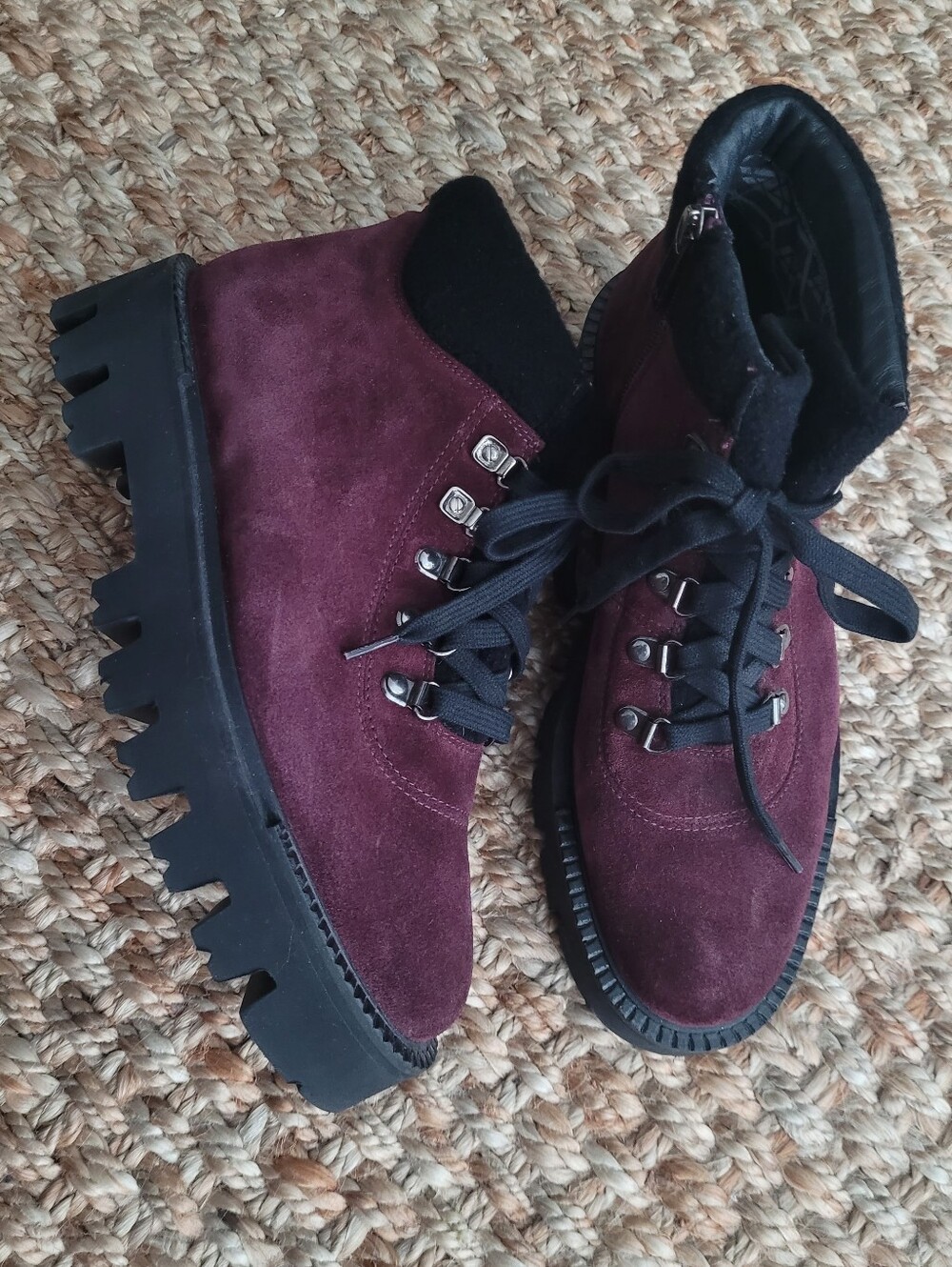 Aquatalia Angie Weatherproof Burgundy Suede Lug Sole Hiker Boots 9 Made in Italy